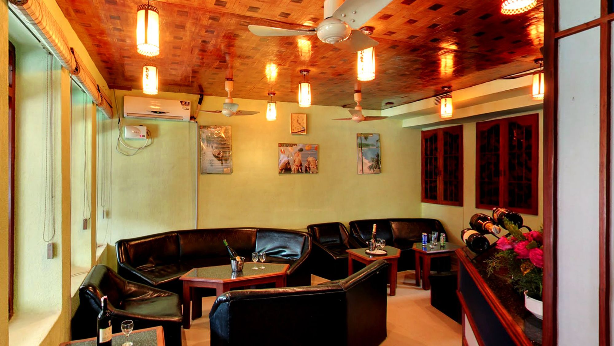 Ktdc Aranya Nivas Thekkady Hotel Kumily Bagian luar foto