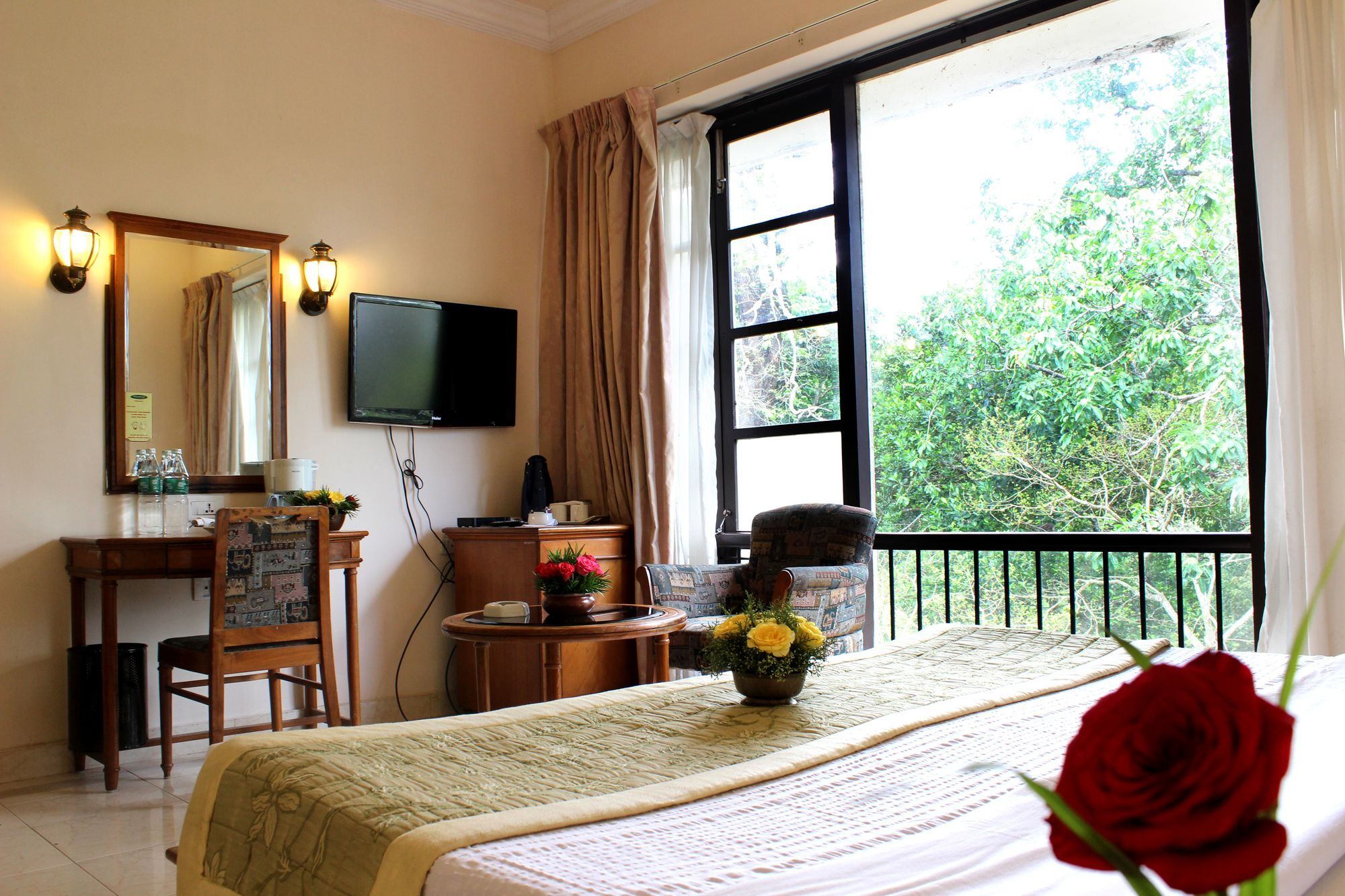 Ktdc Aranya Nivas Thekkady Hotel Kumily Bagian luar foto