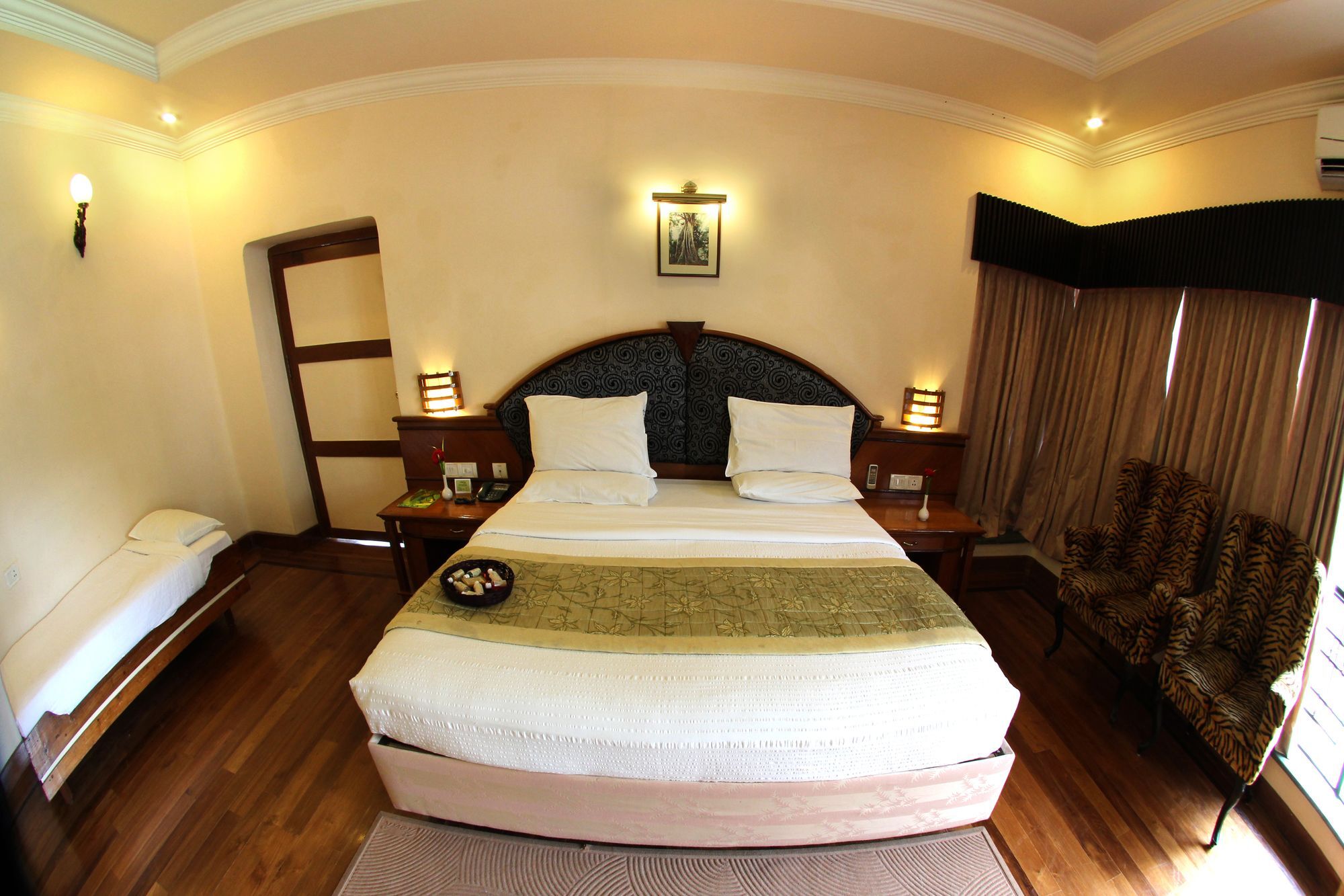 Ktdc Aranya Nivas Thekkady Hotel Kumily Bagian luar foto